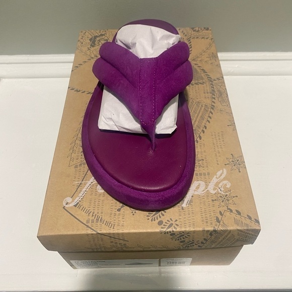 Free People Wonderland Thong Flip Flop /Color-verbena /size 6 - Picture 3 of 4